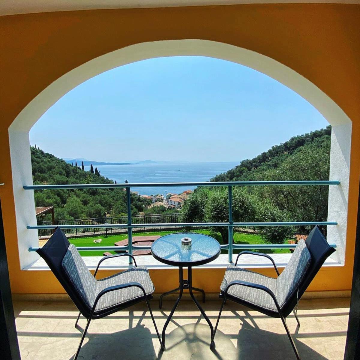Silent Bay Apartments Katavolos Luaran gambar
