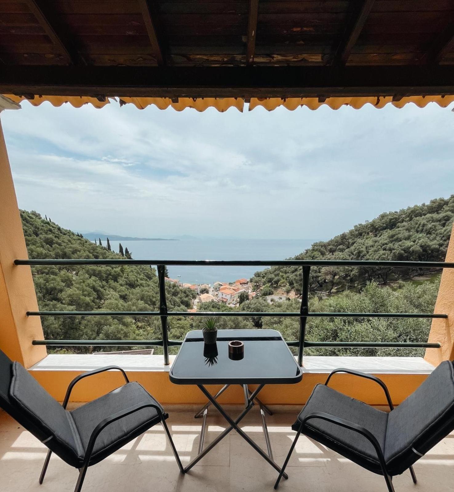 Silent Bay Apartments Katavolos Luaran gambar