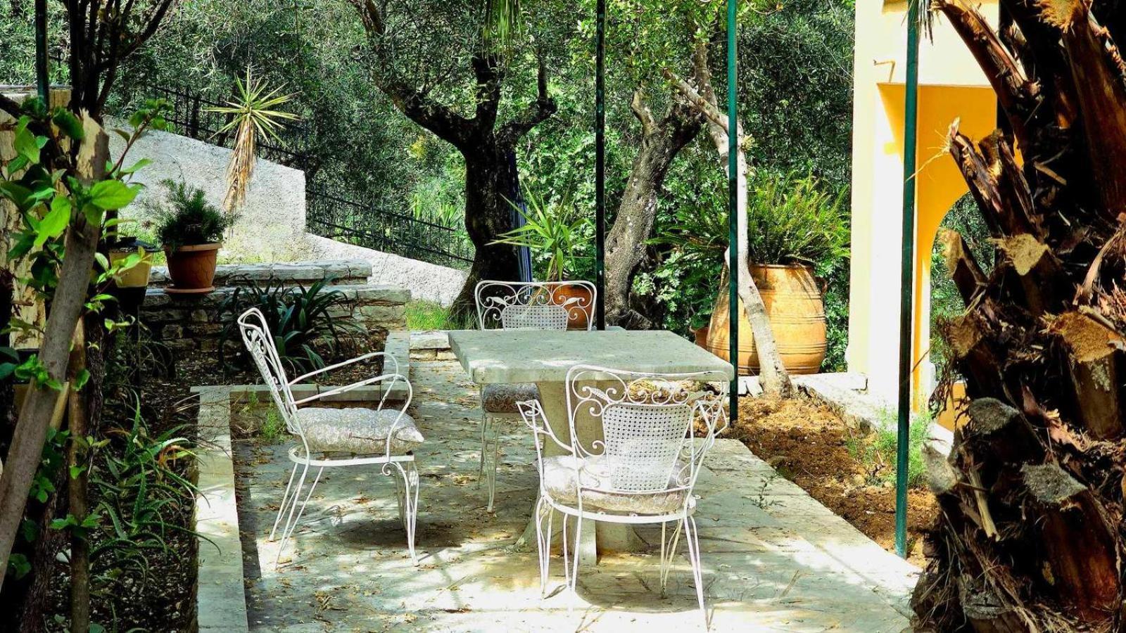 Silent Bay Apartments Katavolos Luaran gambar