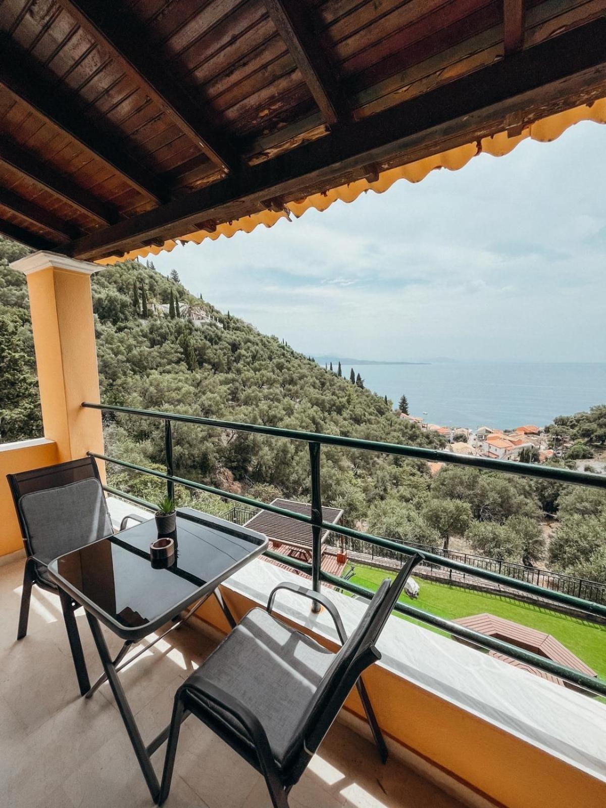 Silent Bay Apartments Katavolos Luaran gambar