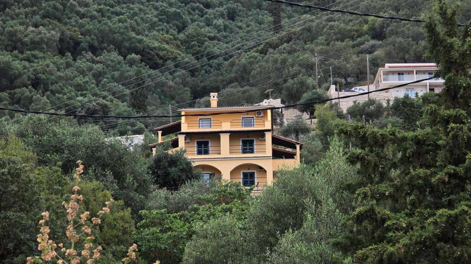 Silent Bay Apartments Katavolos Luaran gambar