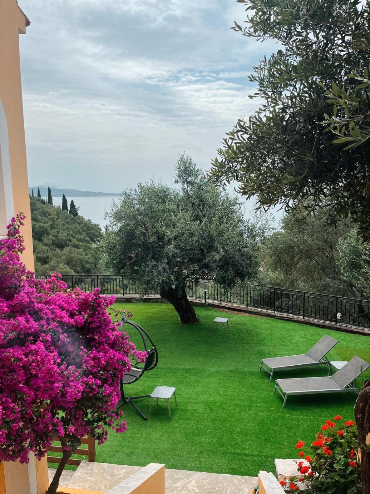 Silent Bay Apartments Katavolos Luaran gambar